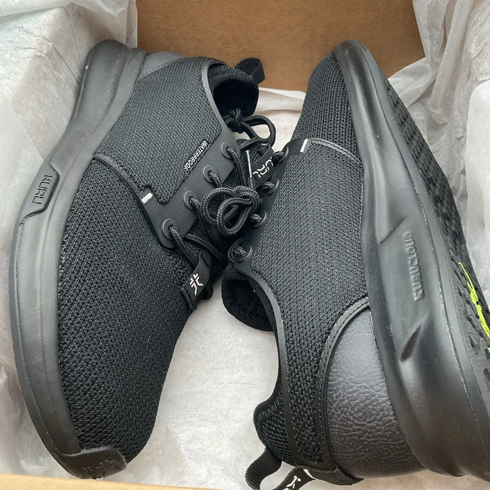 KURU ATOM‎ Waterproof Women's Black Sneakers size 9M